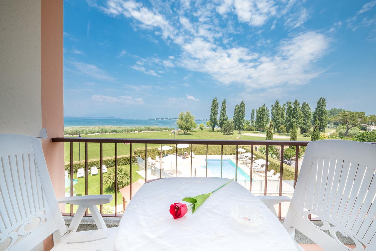 Appartamenti Residence Tulipano 西尔米奥奈 外观 照片