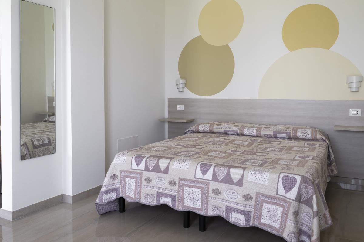 Appartamenti Residence Tulipano 西尔米奥奈 外观 照片