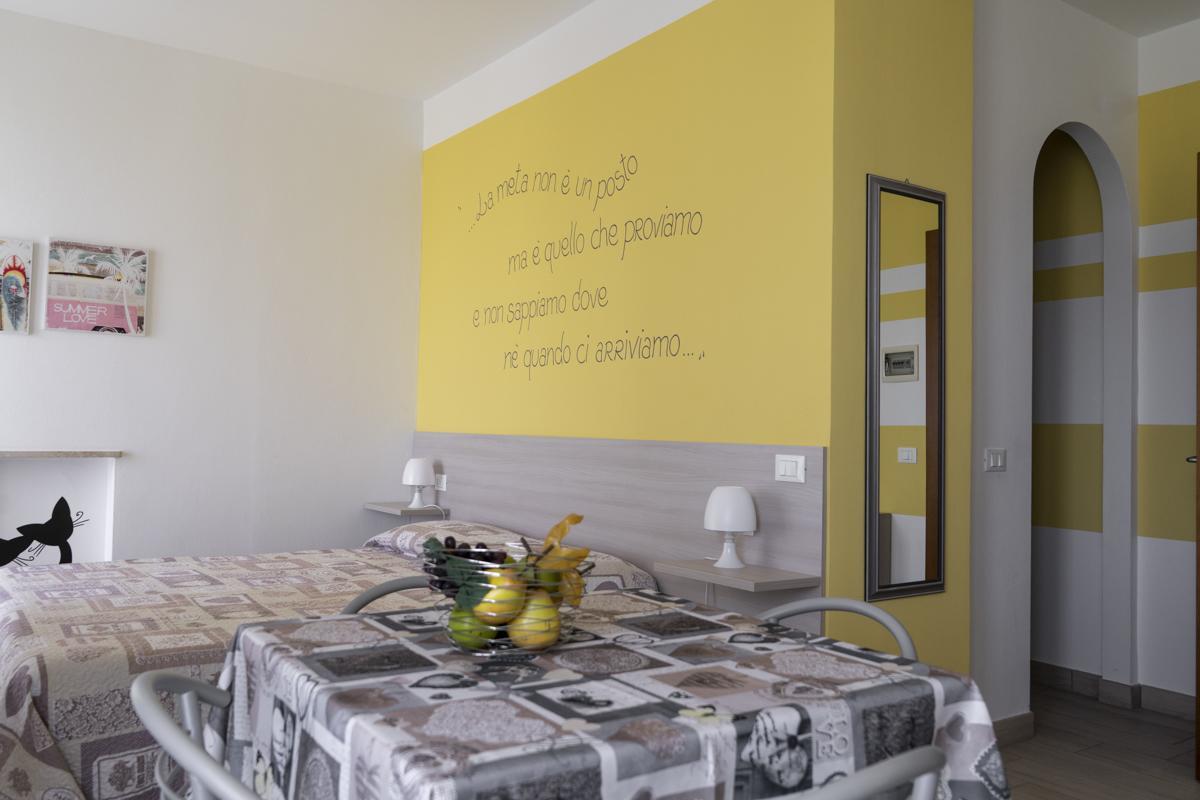 Appartamenti Residence Tulipano 西尔米奥奈 外观 照片