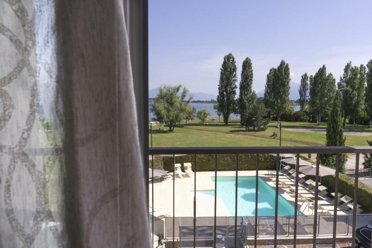 Appartamenti Residence Tulipano 西尔米奥奈 外观 照片