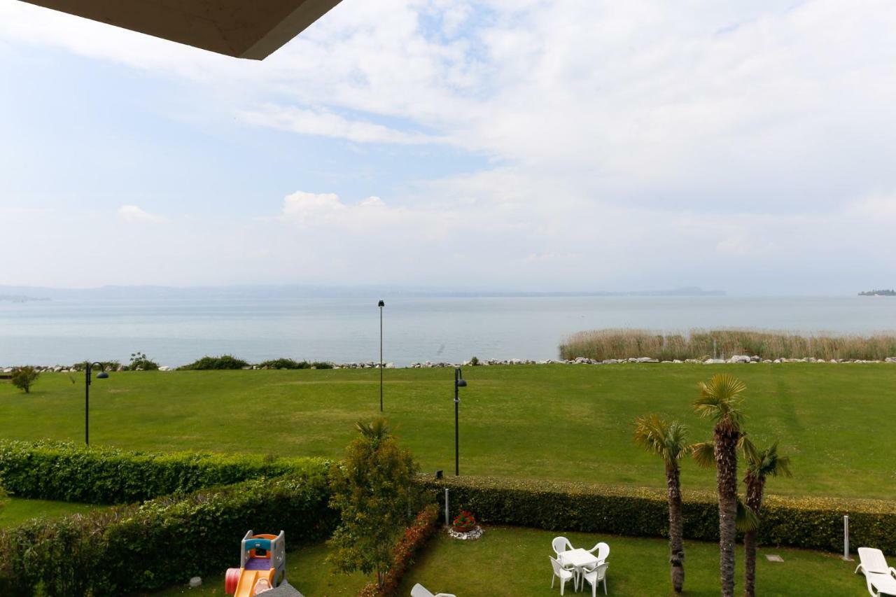 Appartamenti Residence Tulipano 西尔米奥奈 外观 照片